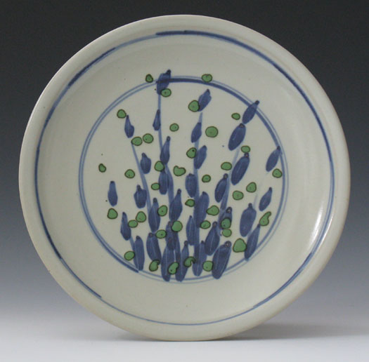 dinner plate with pussy willows
